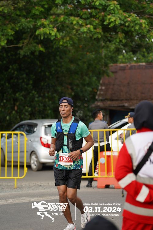 Race photo from Arutmin Borneo Run 2024