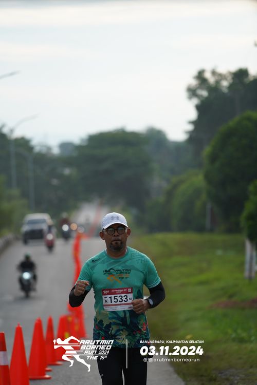 Race photo from Arutmin Borneo Run 2024