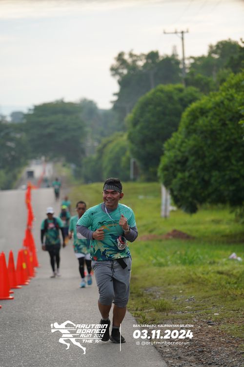 Race photo from Arutmin Borneo Run 2024