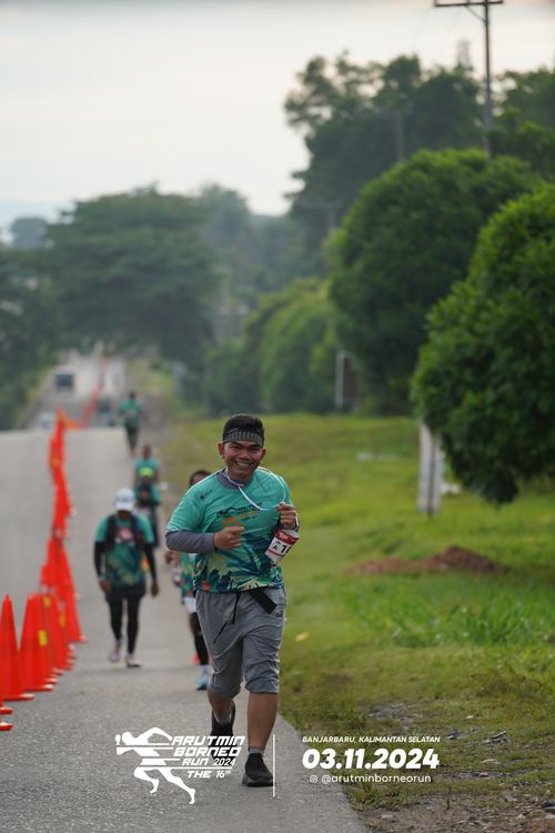 Race photo from Arutmin Borneo Run 2024