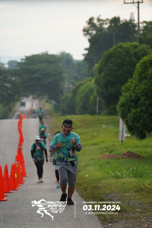 Race photo from Arutmin Borneo Run 2024
