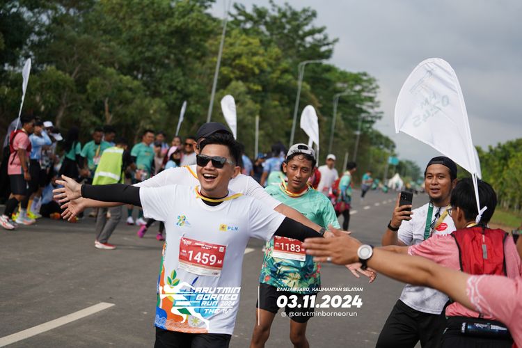 Race photo from Arutmin Borneo Run 2024