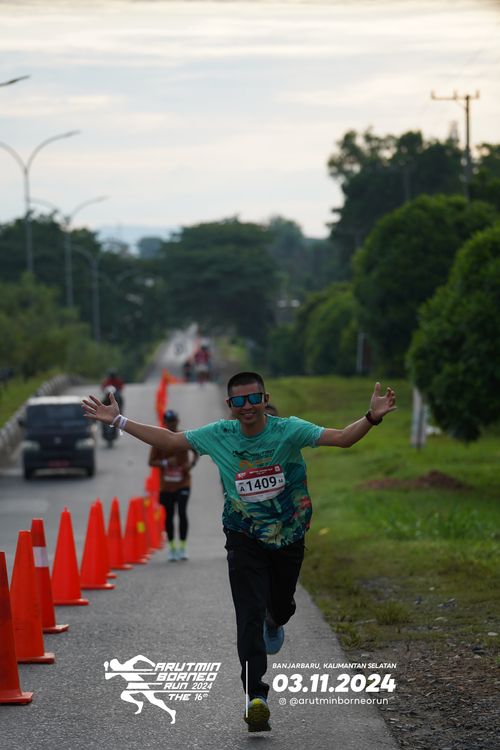 Race photo from Arutmin Borneo Run 2024