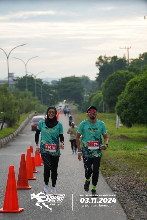 Race photo from Arutmin Borneo Run 2024