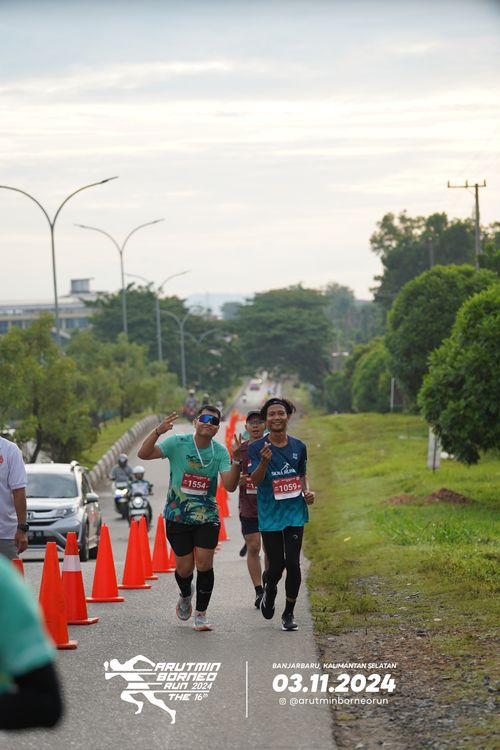 Race photo from Arutmin Borneo Run 2024