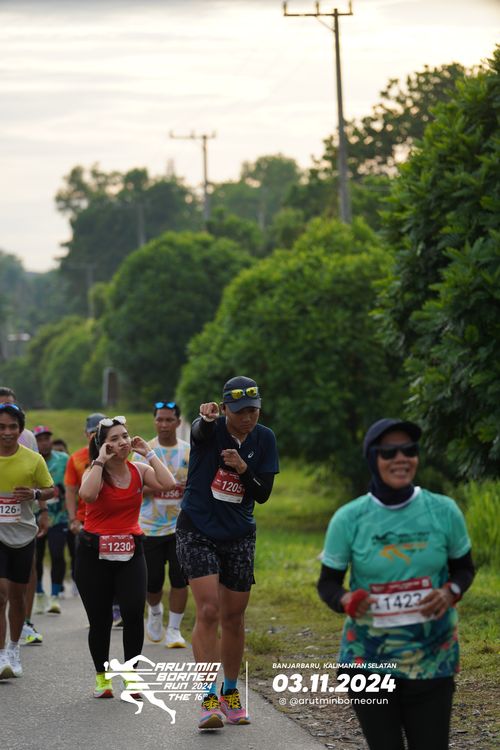 Race photo from Arutmin Borneo Run 2024