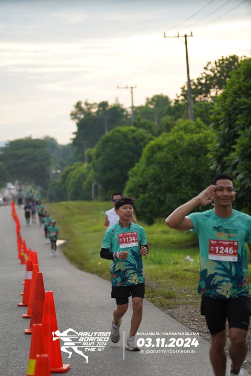 Race photo from Arutmin Borneo Run 2024