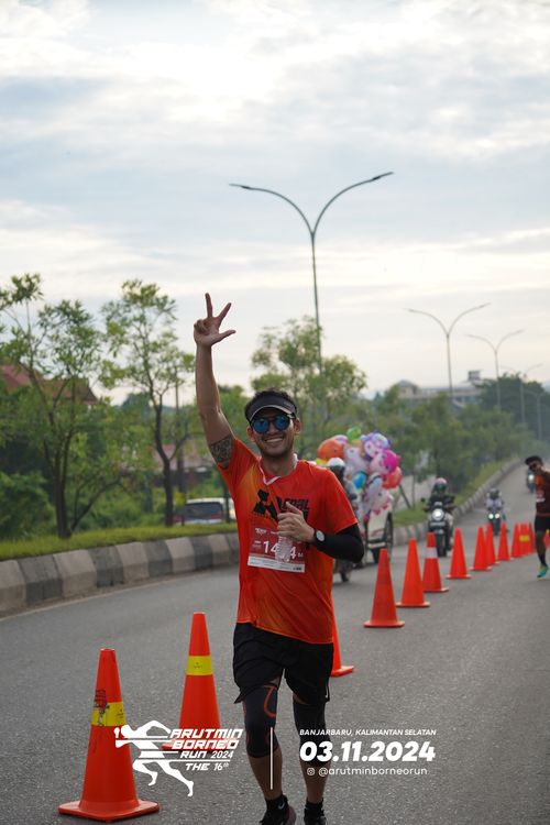 Race photo from Arutmin Borneo Run 2024
