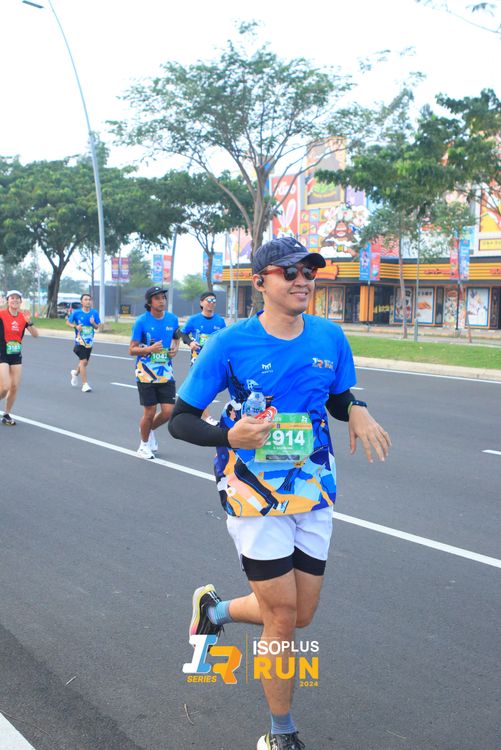 Race photo from ISOPlus Run 2024 Jakarta