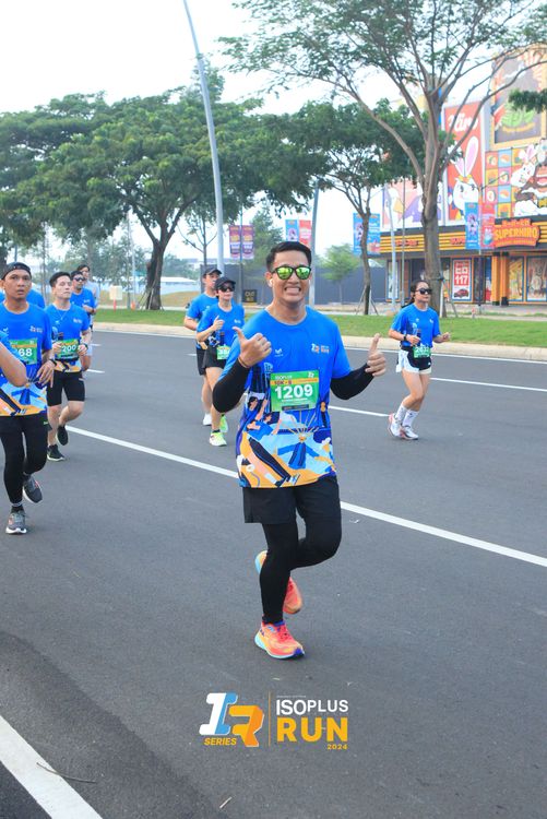 Race photo from ISOPlus Run 2024 Jakarta