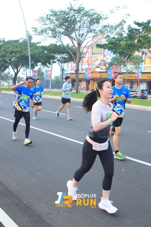 Race photo from ISOPlus Run 2024 Jakarta