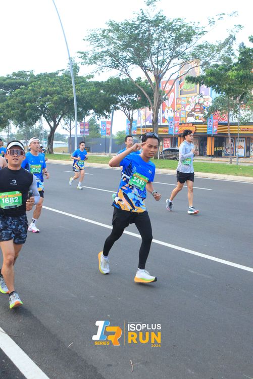 Race photo from ISOPlus Run 2024 Jakarta