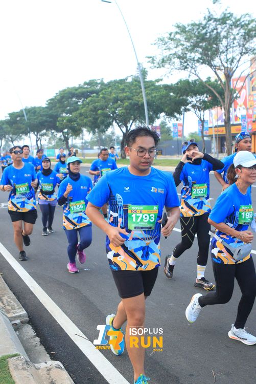 Race photo from ISOPlus Run 2024 Jakarta