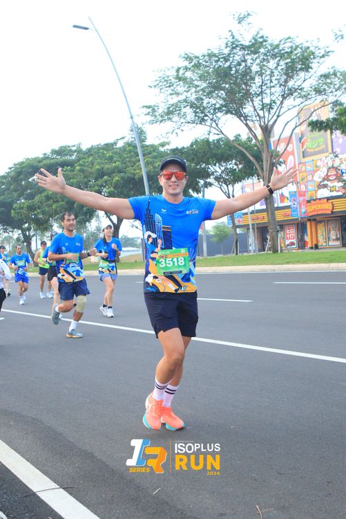 Race photo from ISOPlus Run 2024 Jakarta