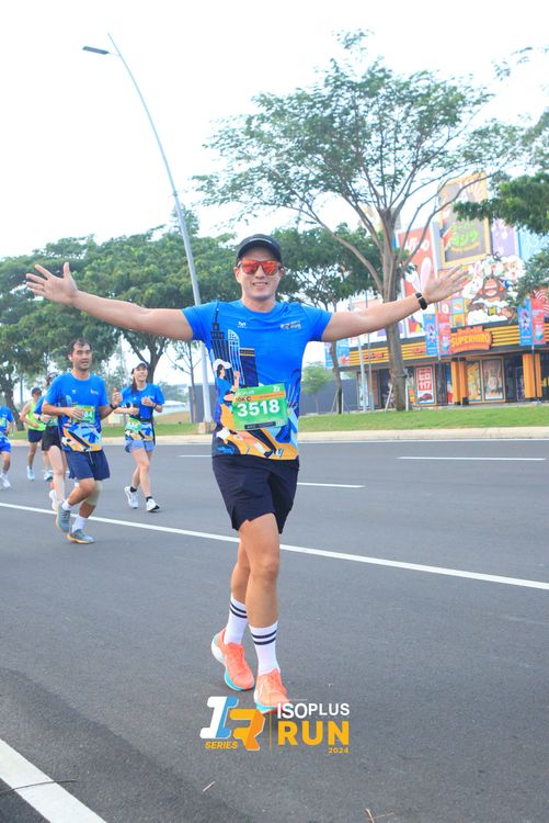 Race photo from ISOPlus Run 2024 Jakarta