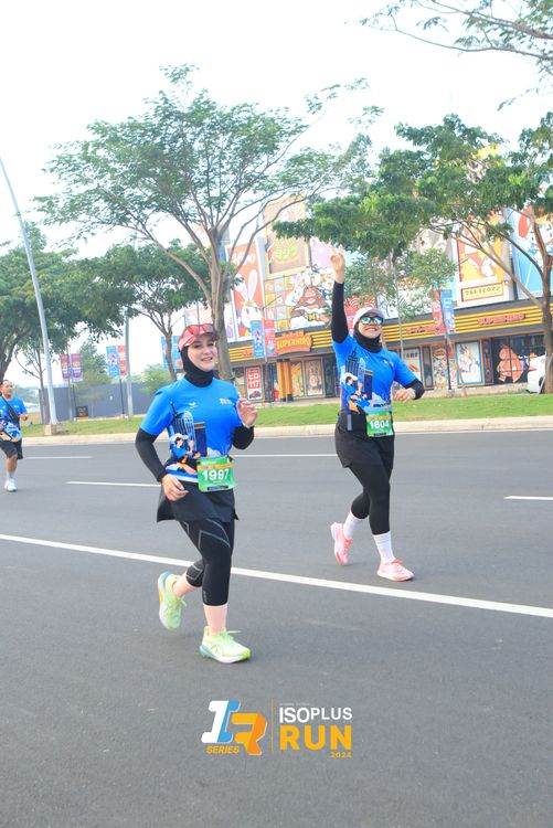 Race photo from ISOPlus Run 2024 Jakarta