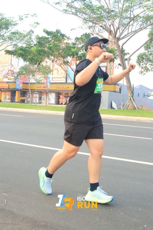 Race photo from ISOPlus Run 2024 Jakarta
