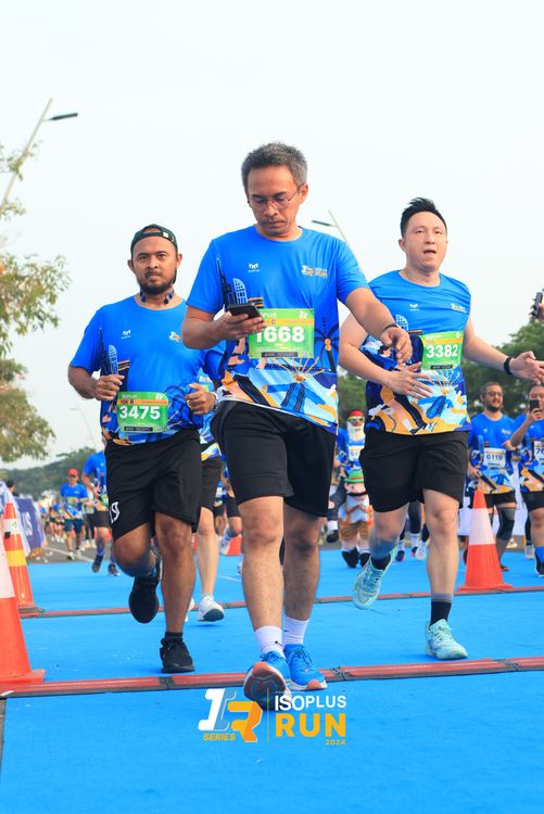 Race photo from ISOPlus Run 2024 Jakarta
