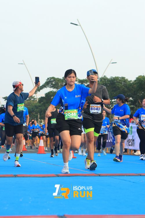 Race photo from ISOPlus Run 2024 Jakarta