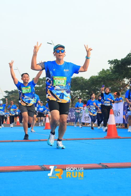 Race photo from ISOPlus Run 2024 Jakarta