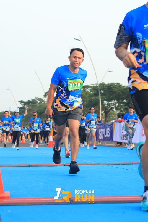 Race photo from ISOPlus Run 2024 Jakarta