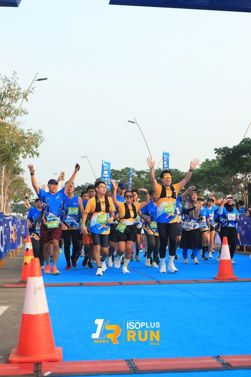 Race photo from ISOPlus Run 2024 Jakarta