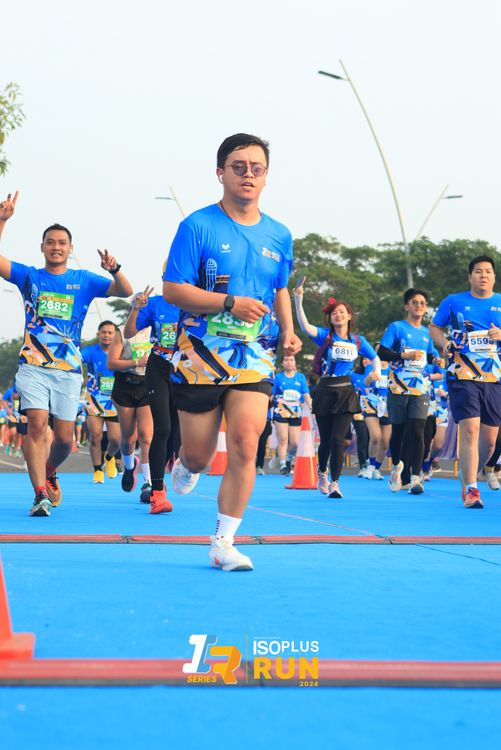 Race photo from ISOPlus Run 2024 Jakarta