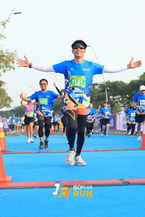 Race photo from ISOPlus Run 2024 Jakarta