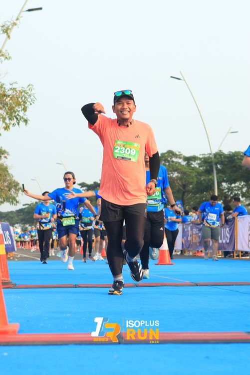 Race photo from ISOPlus Run 2024 Jakarta