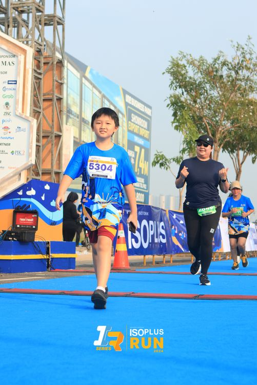 Race photo from ISOPlus Run 2024 Jakarta