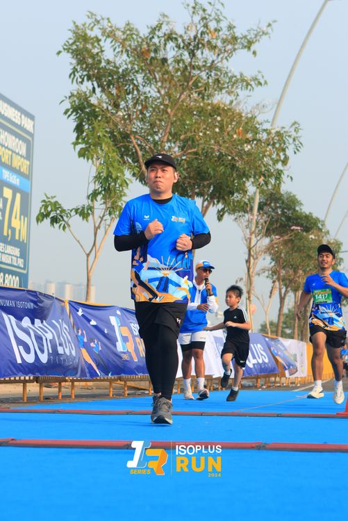 Race photo from ISOPlus Run 2024 Jakarta