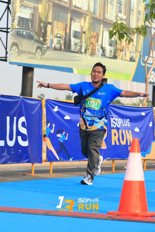 Race photo from ISOPlus Run 2024 Jakarta