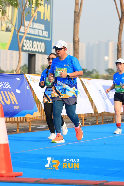 Race photo from ISOPlus Run 2024 Jakarta