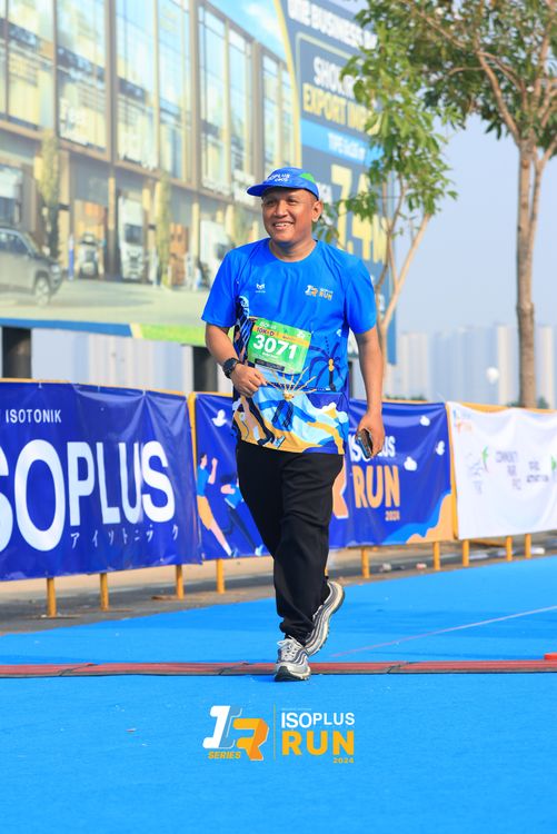 Race photo from ISOPlus Run 2024 Jakarta