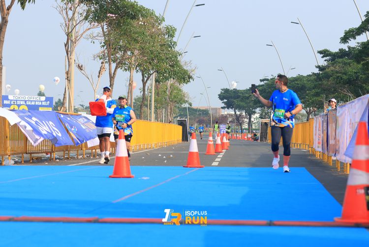 Race photo from ISOPlus Run 2024 Jakarta
