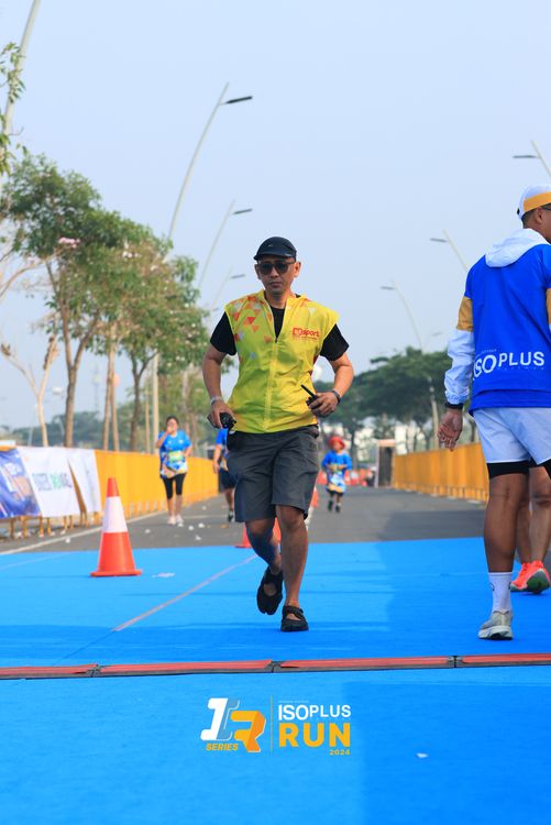 Race photo from ISOPlus Run 2024 Jakarta