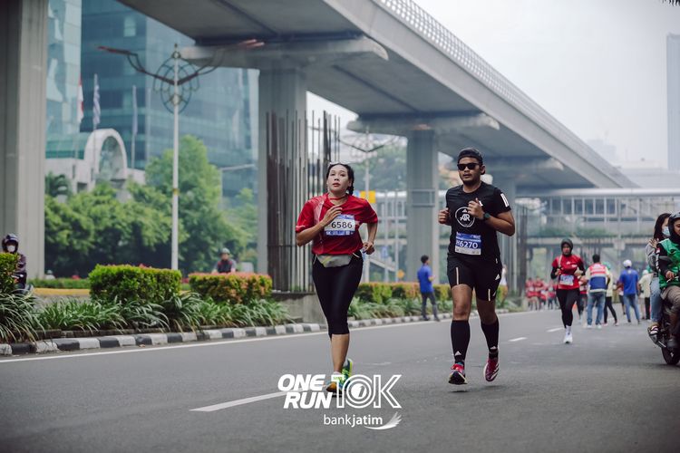 Race photo from ONE RUN 10 K
