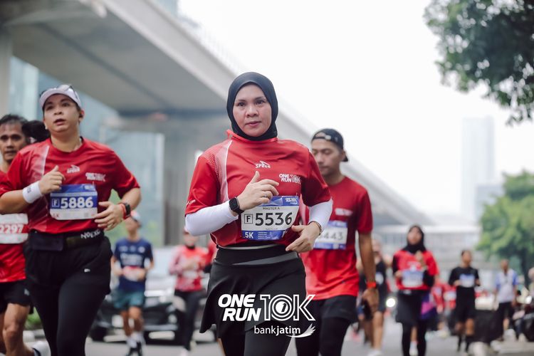 Race photo from ONE RUN 10 K