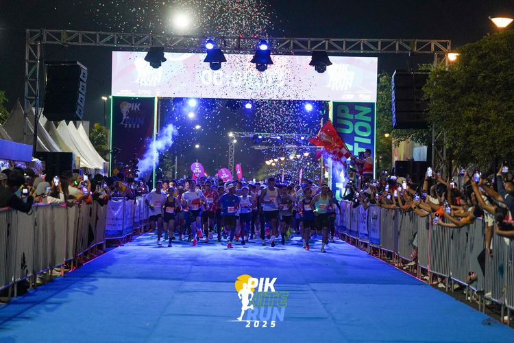 Race photo from PIK NITE RUN 2025