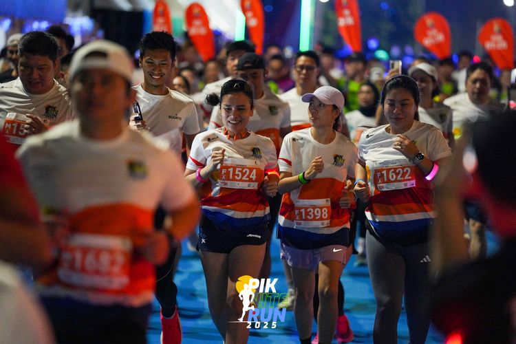 Race photo from PIK NITE RUN 2025