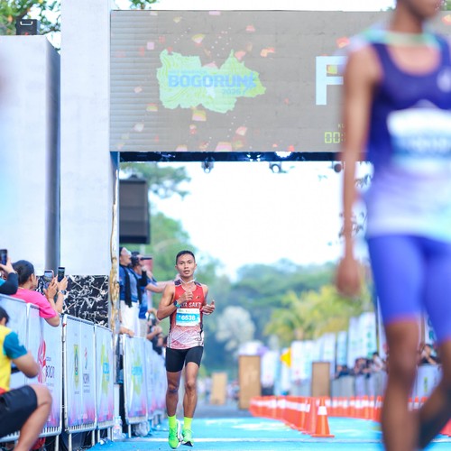 Race photo from BOGORUN 2026