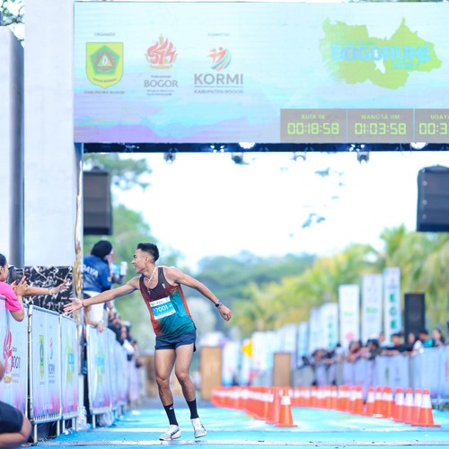 Race photo from BOGORUN 2026