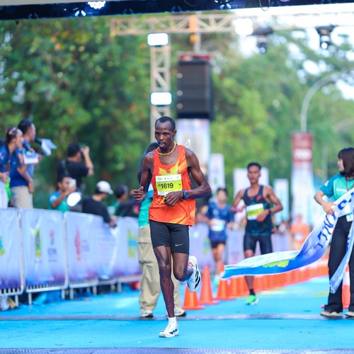 Race photo from BOGORUN 2026