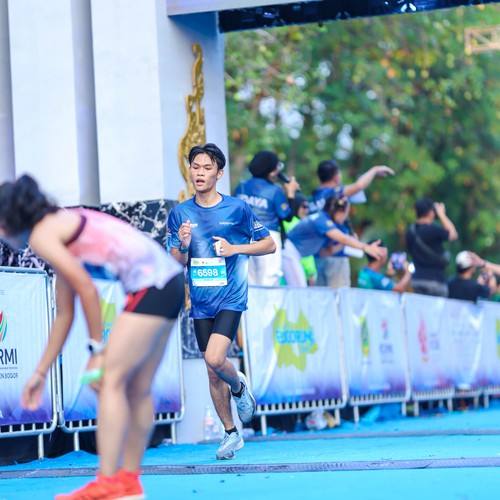 Race photo from BOGORUN 2026