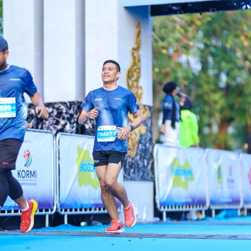 Race photo from BOGORUN 2026