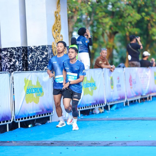 Race photo from BOGORUN 2026