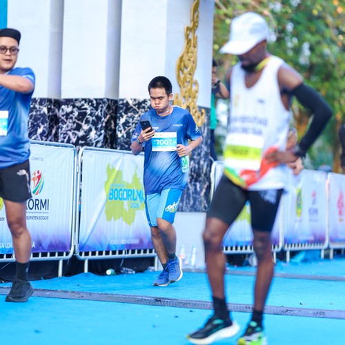 Race photo from BOGORUN 2026