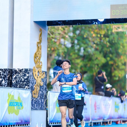 Race photo from BOGORUN 2026