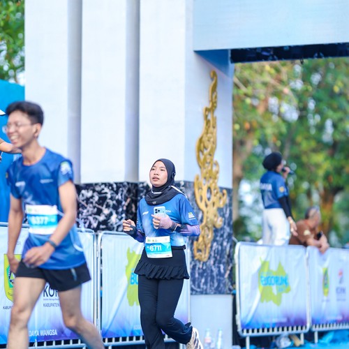 Race photo from BOGORUN 2026