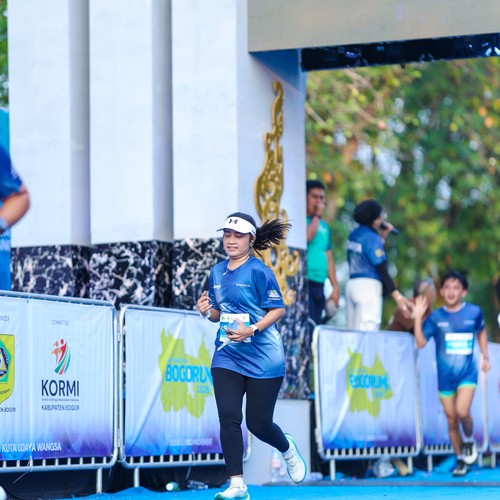 Race photo from BOGORUN 2026